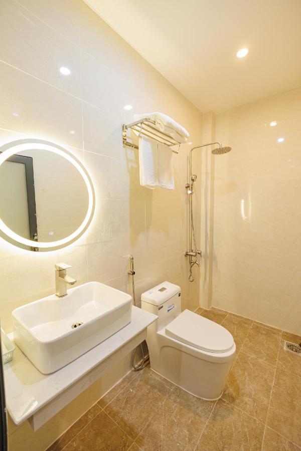 Happy Hotel Bac Lieu ภายนอก รูปภาพ